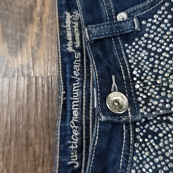 Very gently used Justice jean shorts size 18r Lots of gems on the front sparkly - Picture 4 of 8